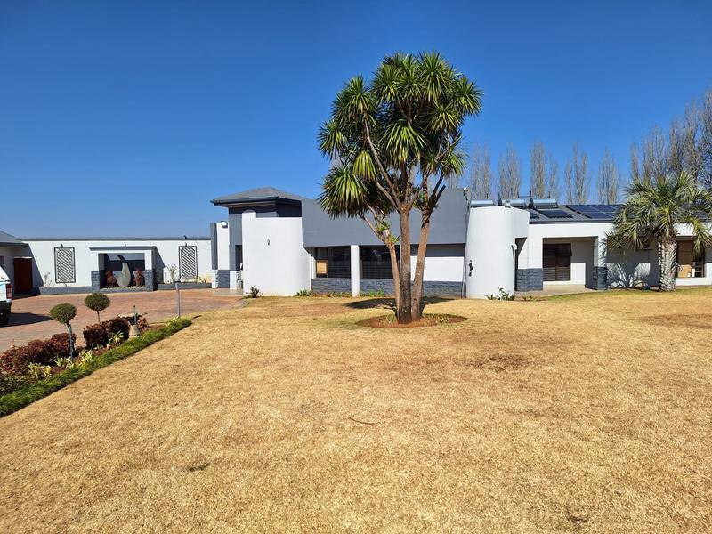 4 Bedroom Property for Sale in Flamwood North West